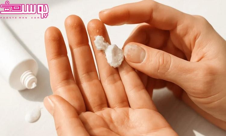 برای پاک کردن رنگ مو مشکی از پوست با خمیر دندان